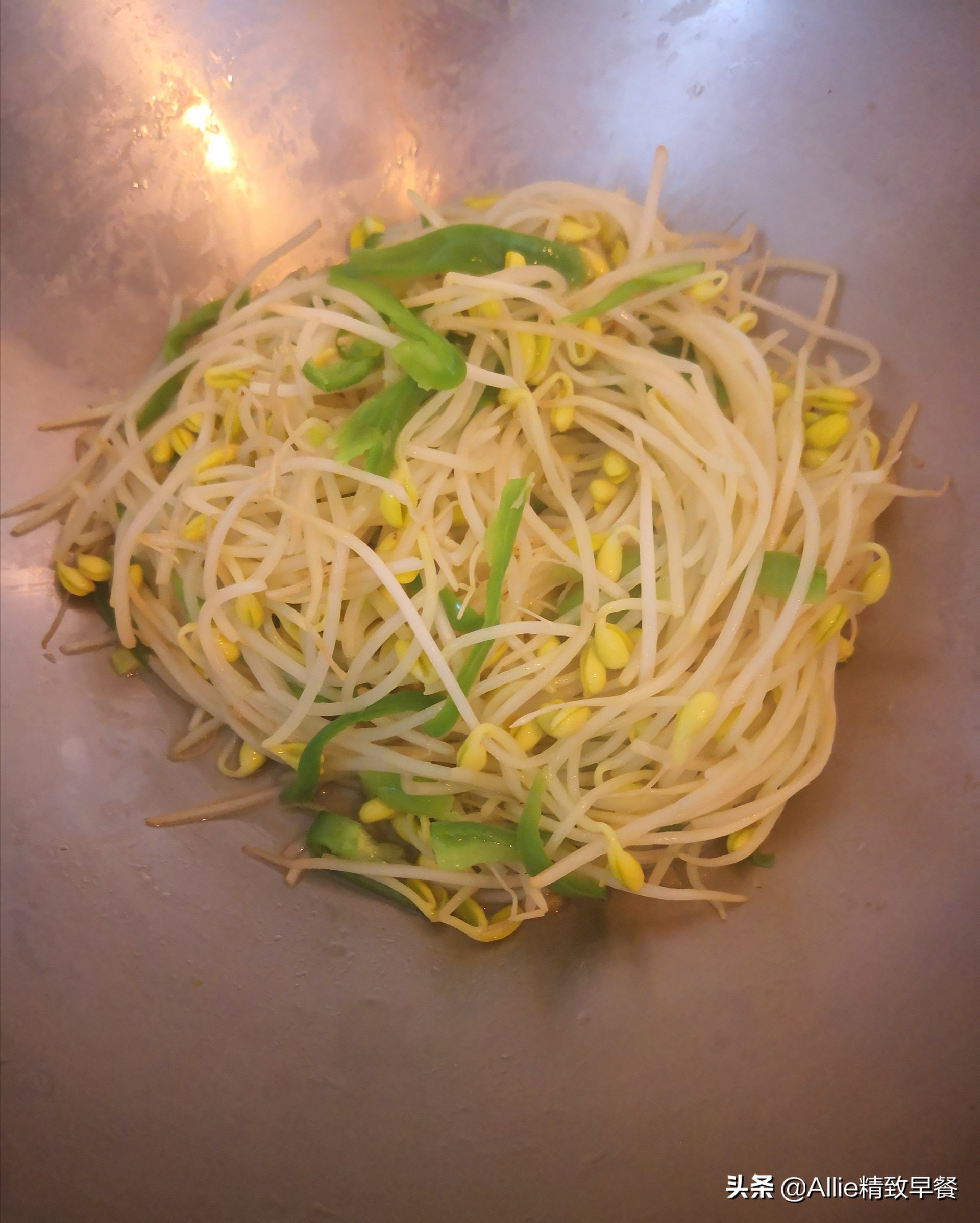 早餐面和饺子怎样做好吃,包饺子剩的面怎么做早餐