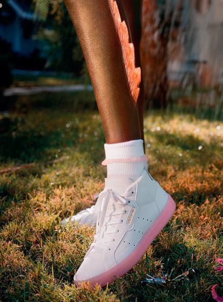 人生处处是陷阱,人生处处是陷阱只有躲起来最安全