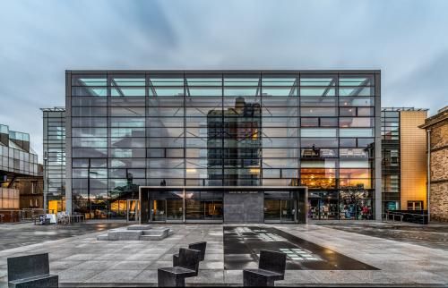 莱斯特大学与萨塞克斯大学,莱斯特大学世界大学排名