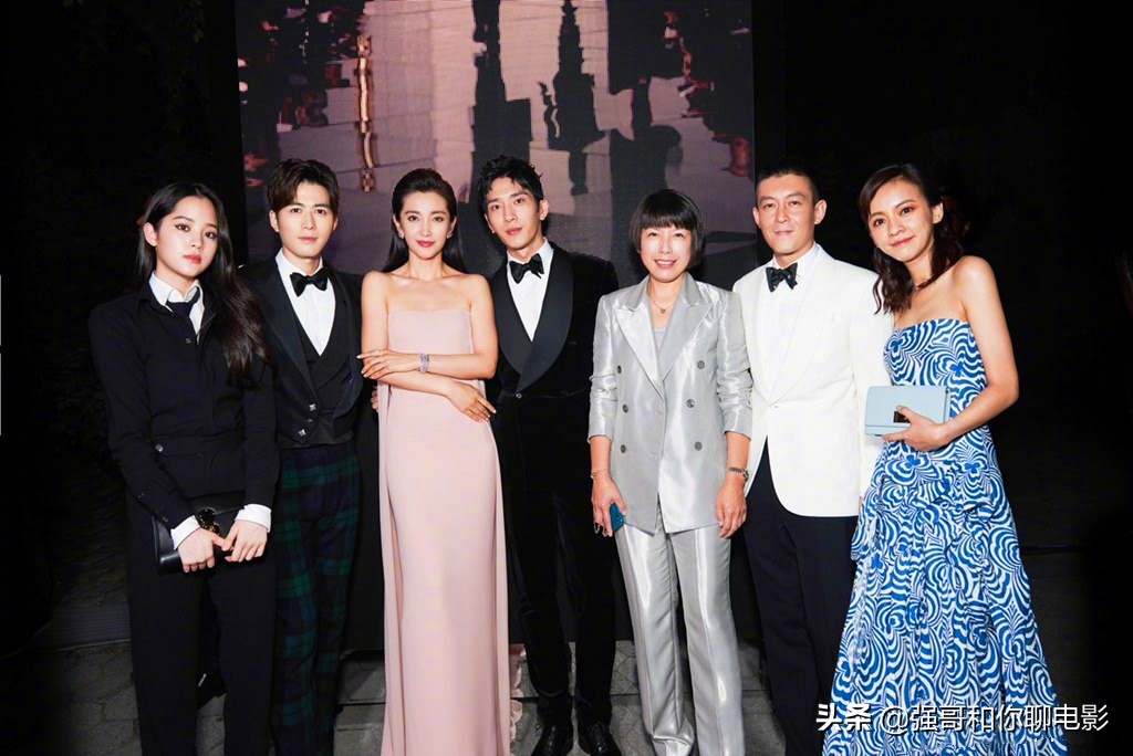 陈冠希不拍戏靠什么挣钱,陈冠希退圈了靠什么赚钱