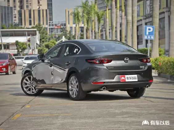 颜值高的轿车15万左右家用车,三款20万轿车推荐运动舒适两不误