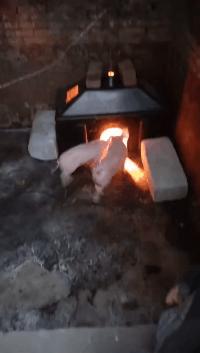 女朋友很漂亮但是有狐臭,女友有轻微狐臭怎么办啊