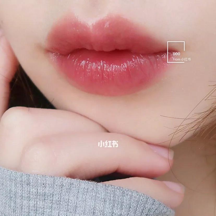 快买了这只口红来人间水蜜桃学院报道！