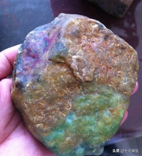 缅甸赌石翡翠原石场口,常见翡翠赌石与场口组图