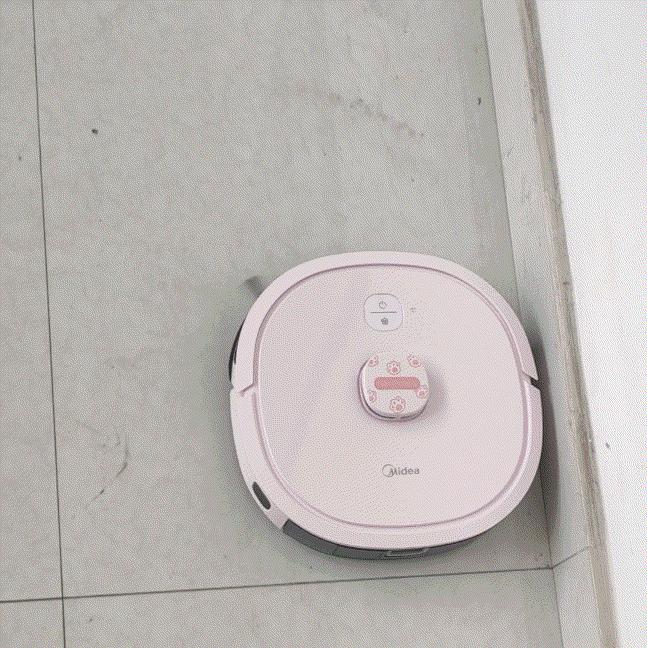 美的性价比超高的扫地机器人,有颜值的千元机