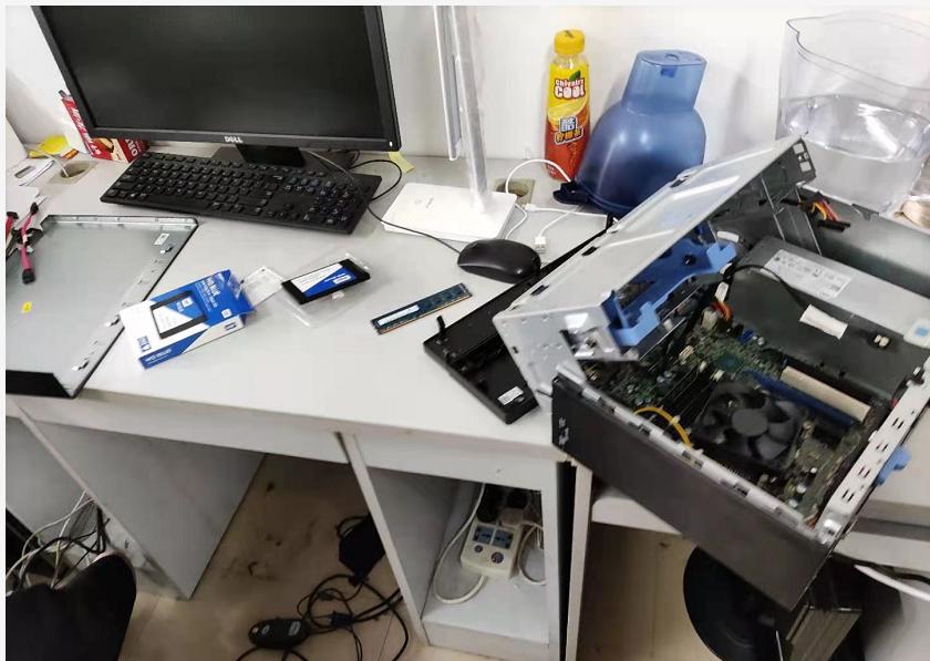 dell合上盖子自动关机,dell一体机开机几分钟自动关机