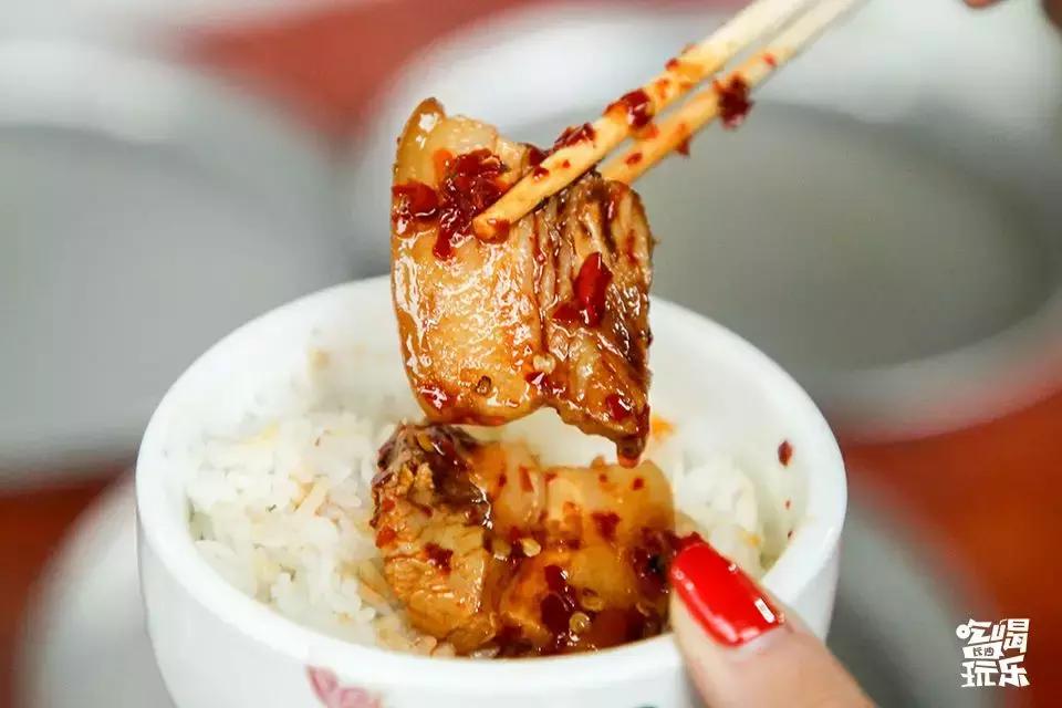 浏阳蒸菜腊鱼蒸豆豉,湖南特色浏阳蒸菜简单好吃又下饭