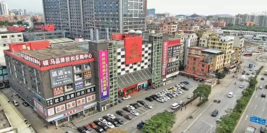 杭州尾货服装市场在什么地方,上海正品服装尾货市场在哪里