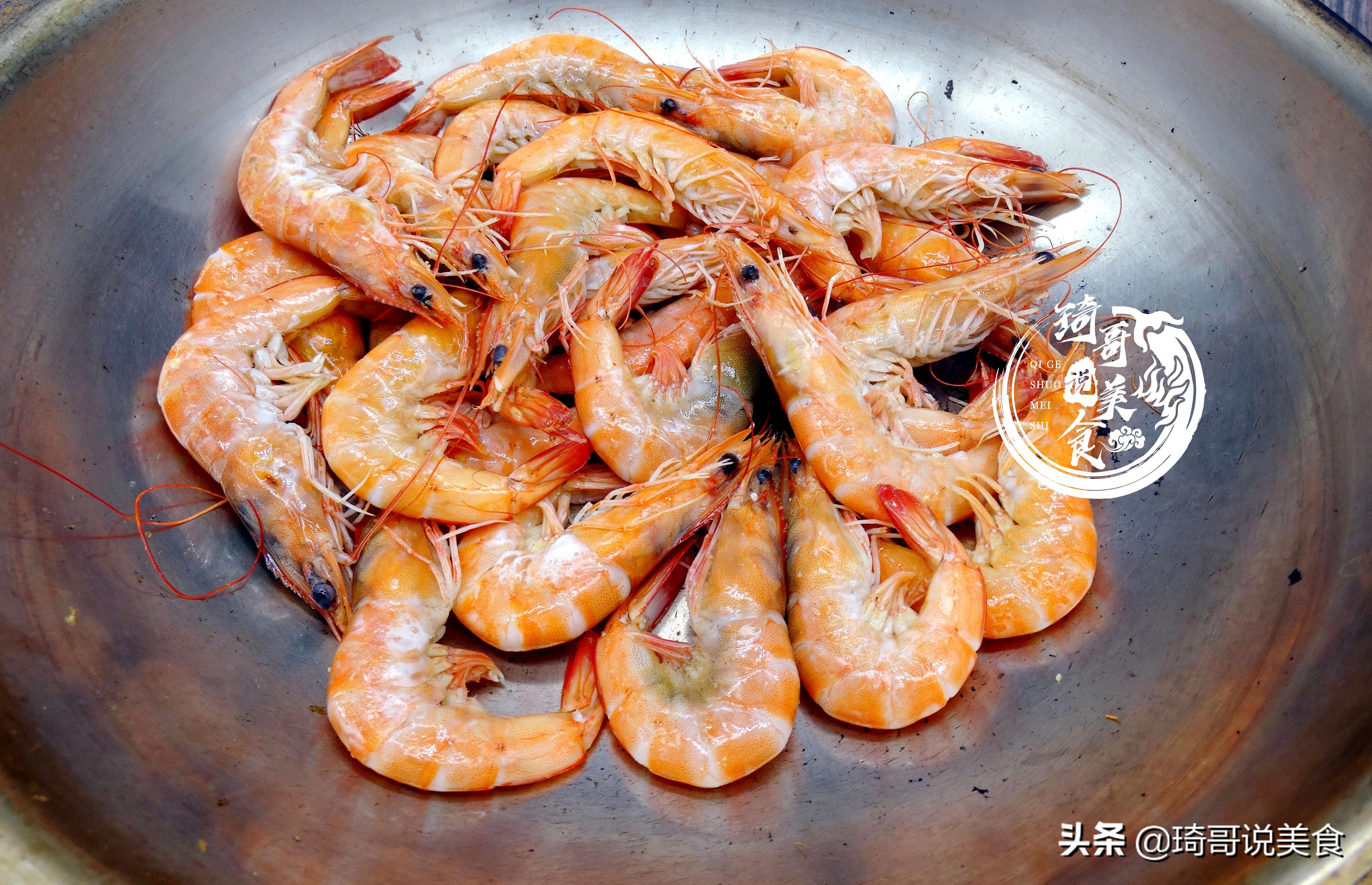 水煮虾的正确做法不腥,水煮虾的正确做法冷水还是沸水