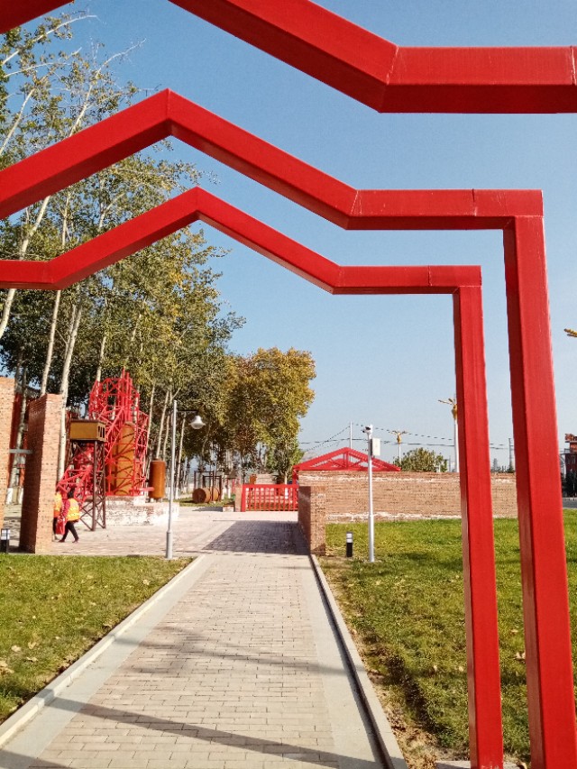 美文：《钢铁记忆园，林州的“798”》