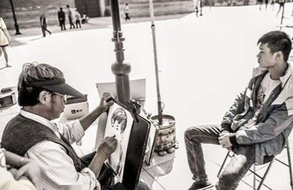 彭大祥：手工绘制*币假**母版，涉案金额上亿元，最后被判无期