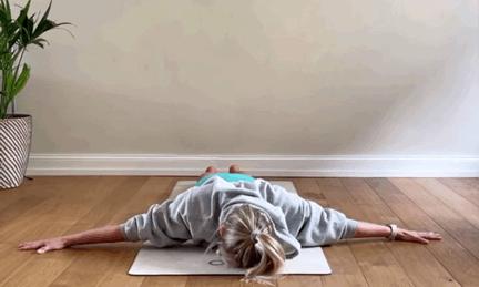 瑜伽腰背理疗教学课程视频,腰背疼痛要怎么办