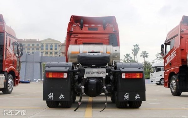 想买一台靠谱的suv,想买一台能拉货又能拉人的车