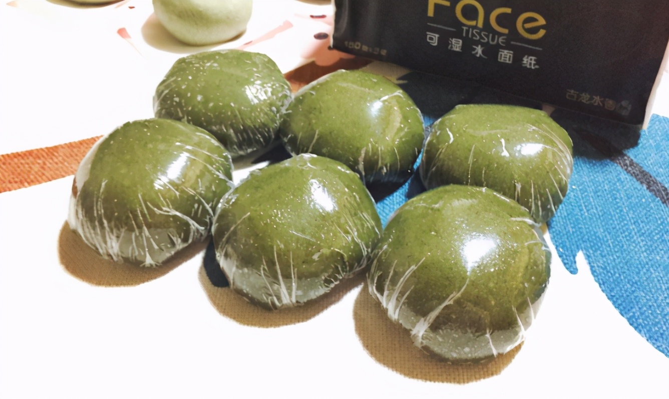 教你自己在家做青团口感软糯,青团制作怎么不粘手