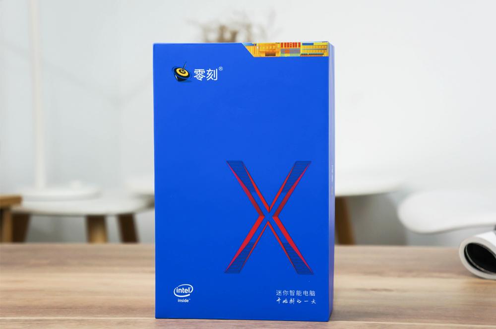 有意思：没想到电视盒般大小会是电脑，零刻EQ55上手体验