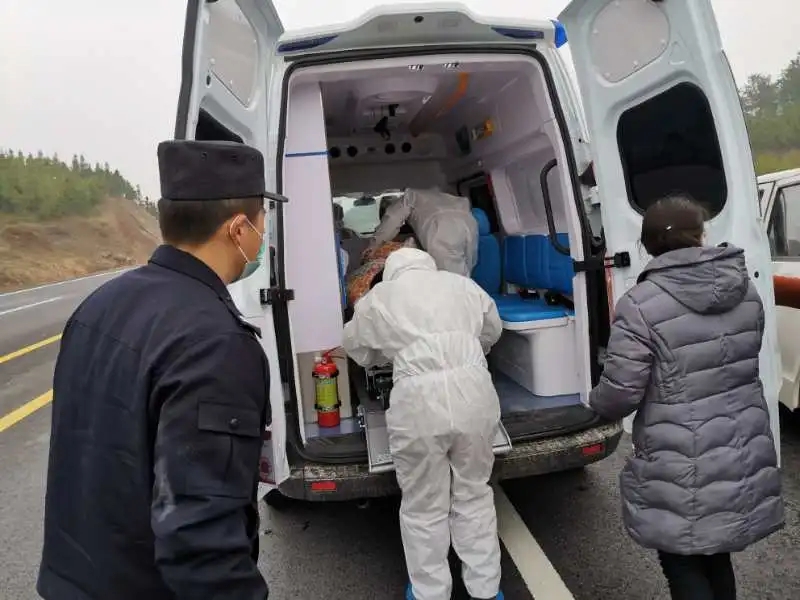 生死时速孕妇片段 (生死时速孕妇拨打120)