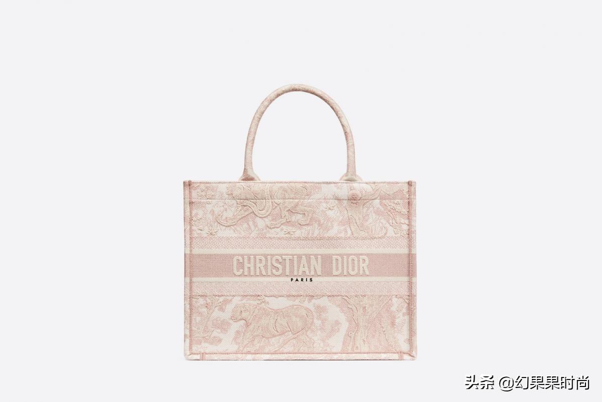 2024年手袋流行颜色,受欢迎的粉红色手袋