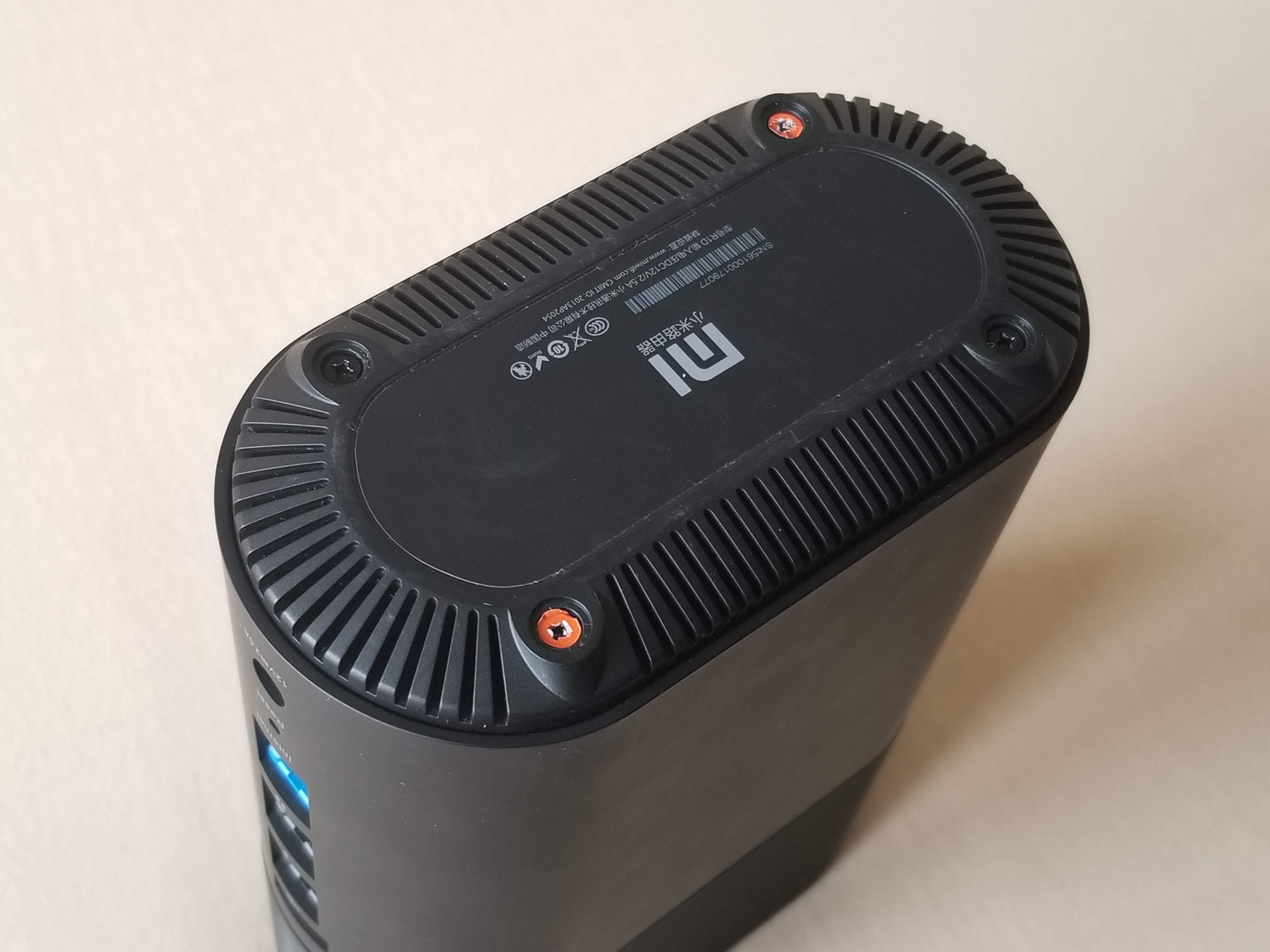 小米路由器r1d固态硬盘能用吗,用ssd硬盘的手机