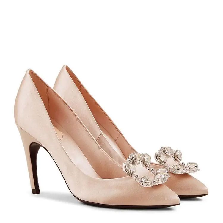 高跟鞋奢侈品牌排行榜前十名,全球十大顶级高跟鞋