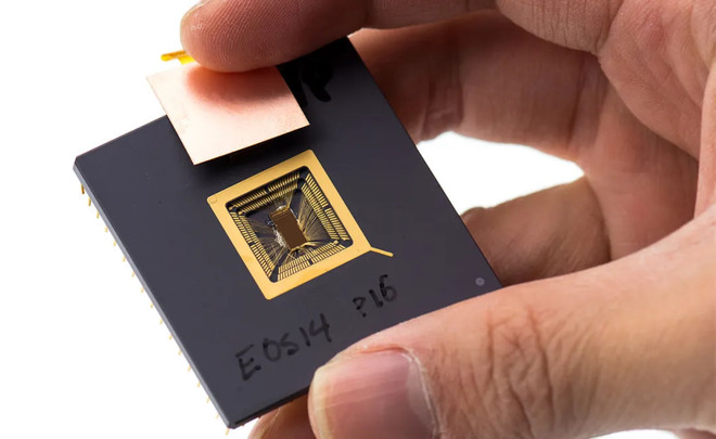 全球互联网巨头往事丨过去30年，中国以芯片为代价换回了云计算