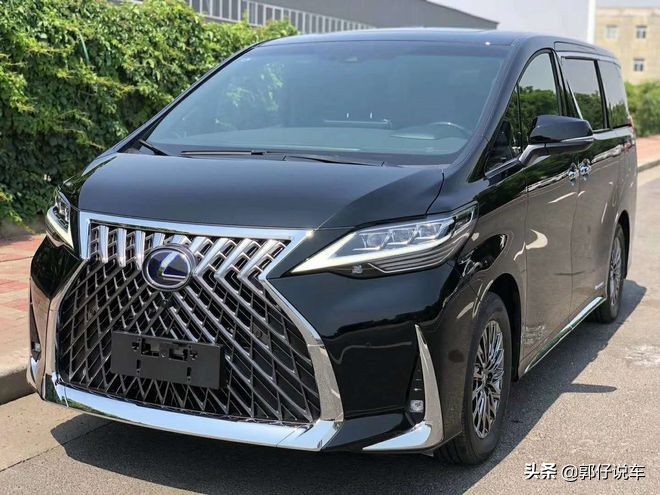 雷克萨斯lm300七座商务车视频,雷克萨斯商务车lm300试驾