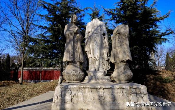 鲁迅东方美神老照片,鲁迅先生的倒坐观音像