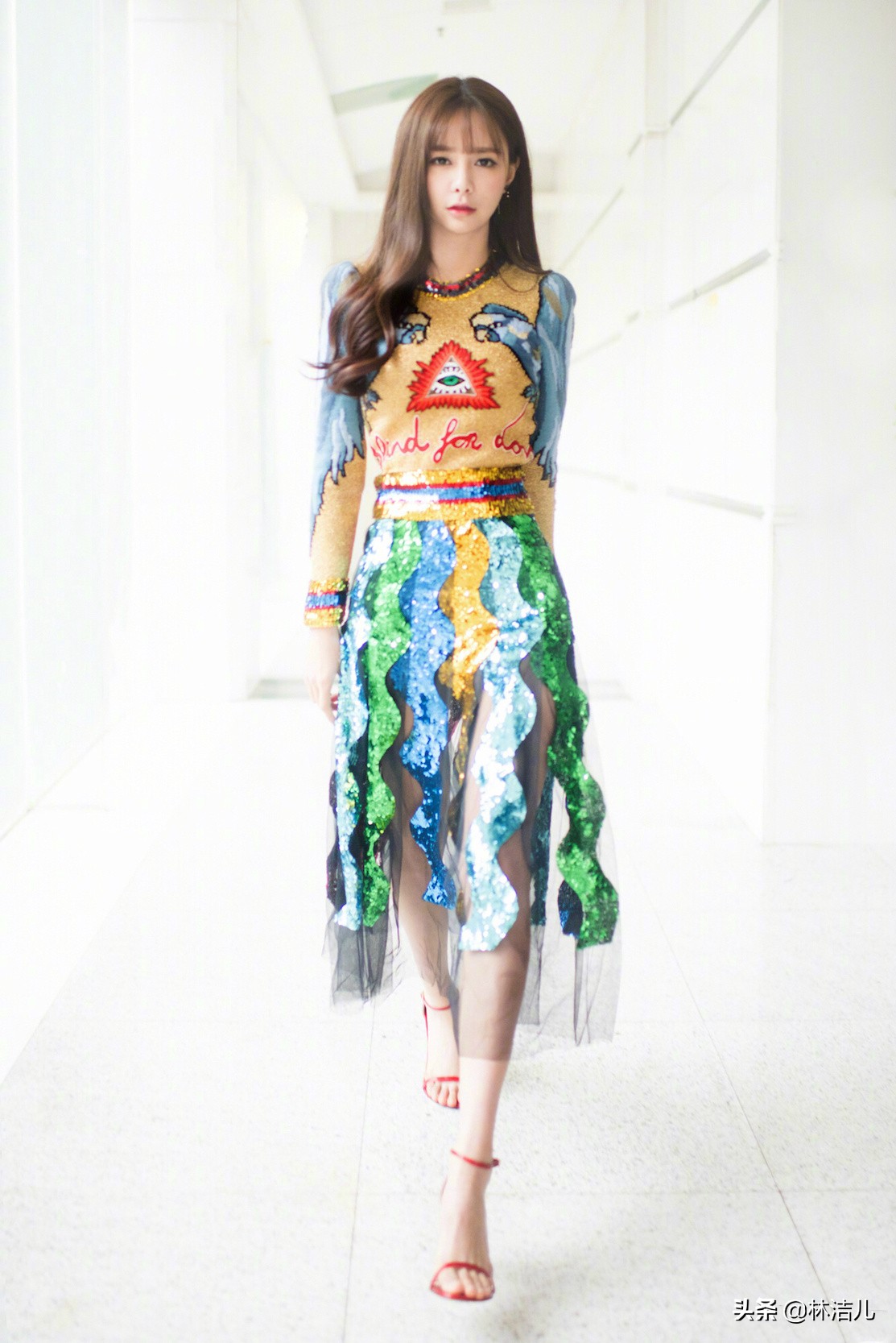 杨幂周冬雨最美的十张照片,杨幂周冬雨造型