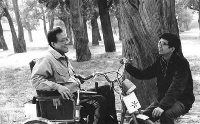 史铁生生命中的两个女人,史铁生的女笔友