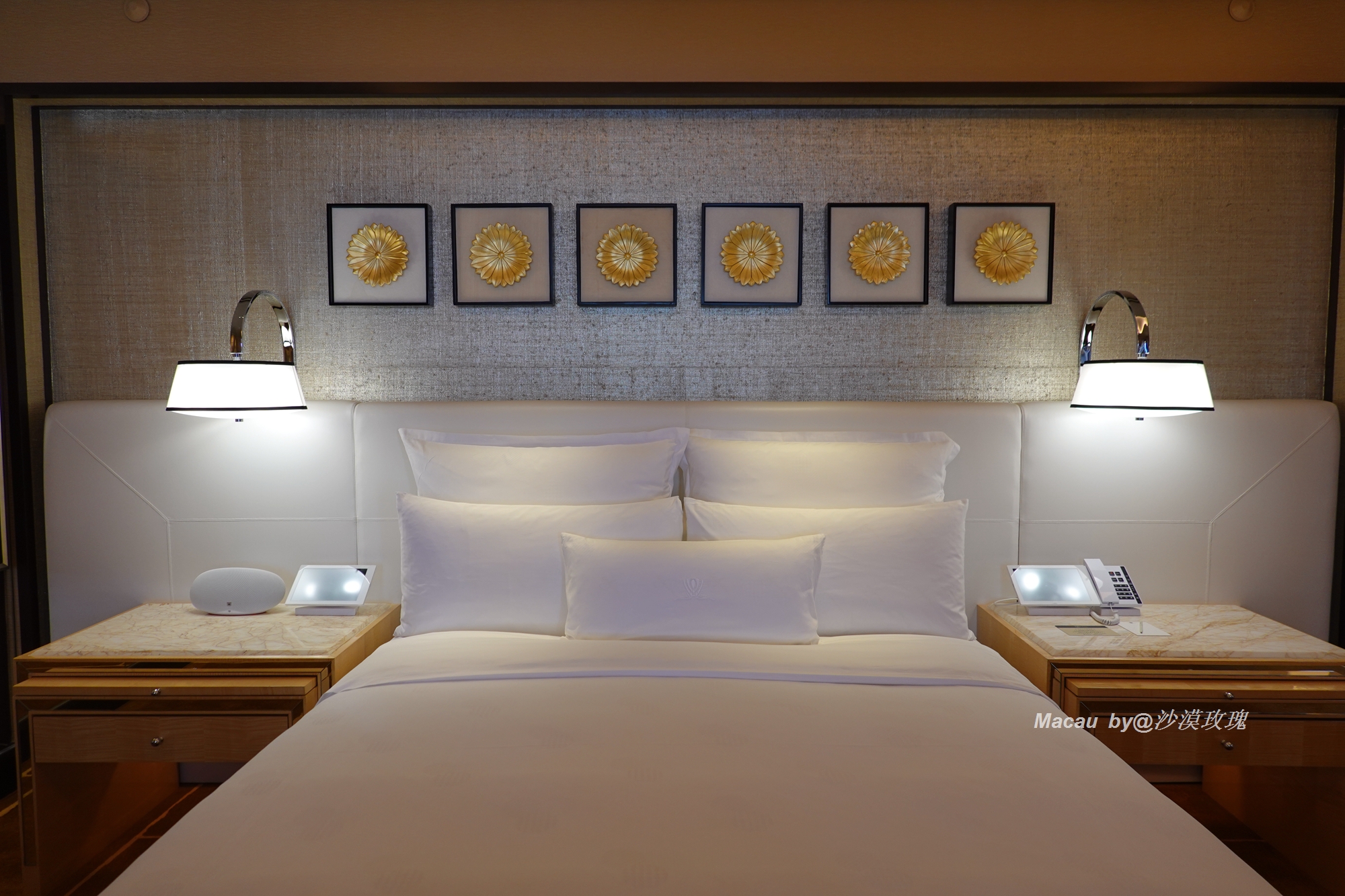 澳门葡京酒店豪华客房一晚多少钱,澳门的美高梅酒店住一晚要多少钱