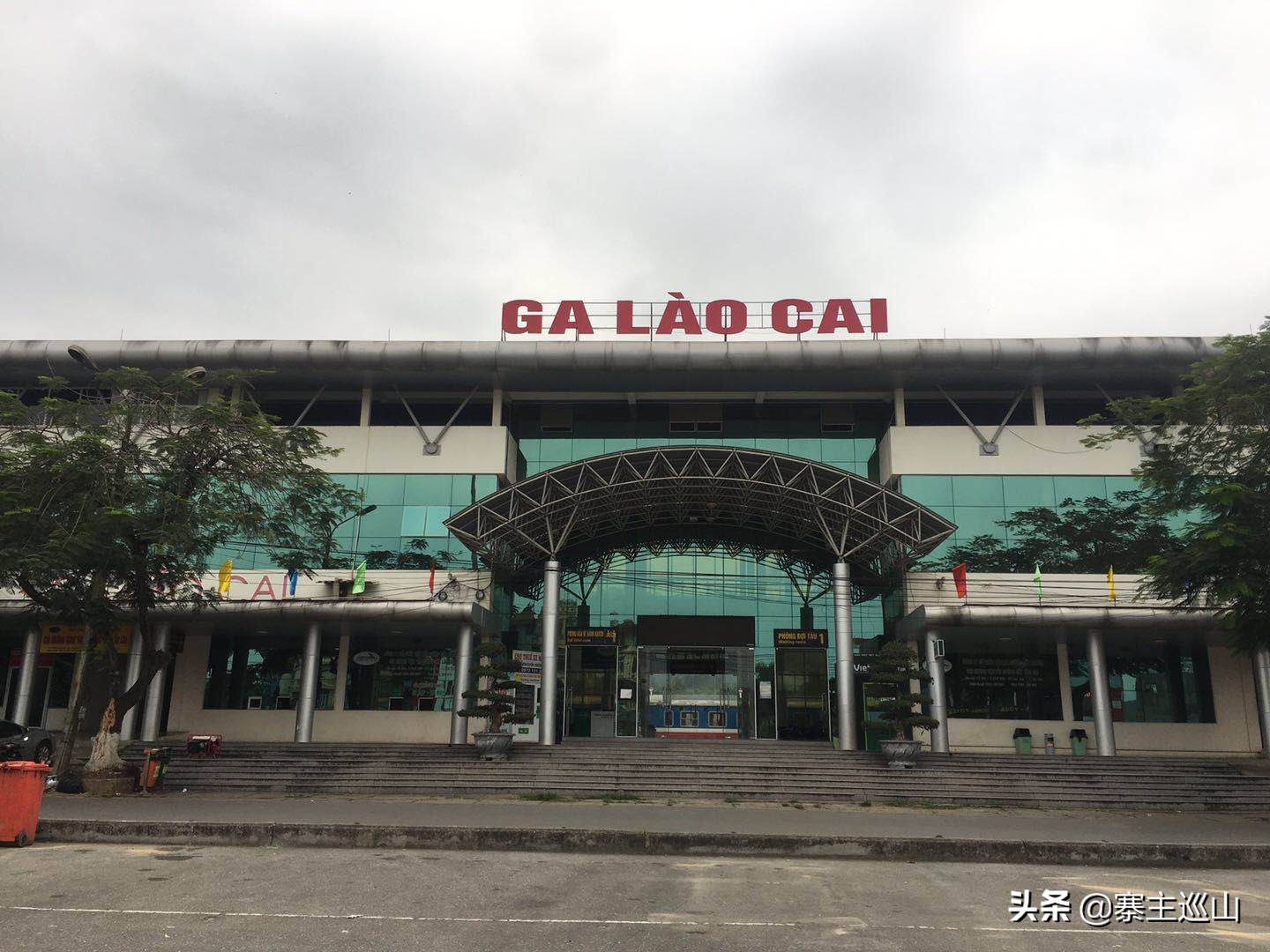 越南自由行通关视频,河口旅游攻略越南女人