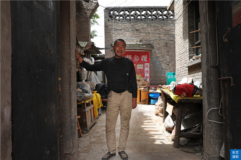 山西平遥石头,平遥公园捡珍贵石头