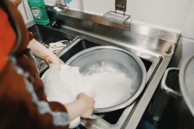 创历史！徐州凉皮开到悉尼！健身私教烹制的美味，还有变态辣……