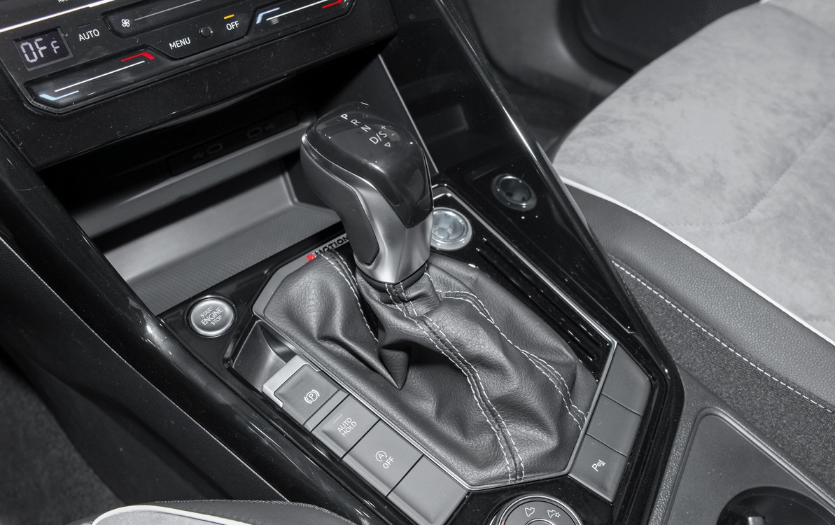 途观l2019新款价格表,途观l2023款330tsir-line越享版