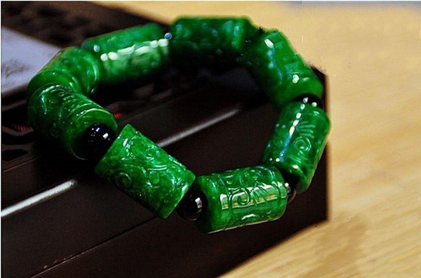 翡翠冰种高冰种怎么区分,翡翠知识之冰种翡翠