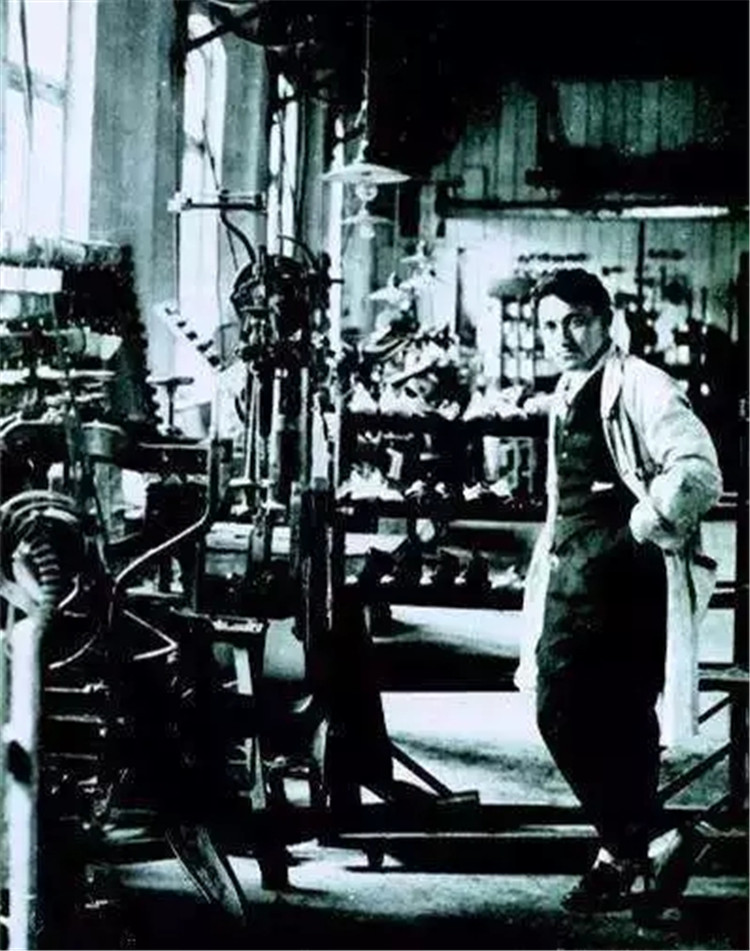 pumaadidas的故事,puma对比adidas