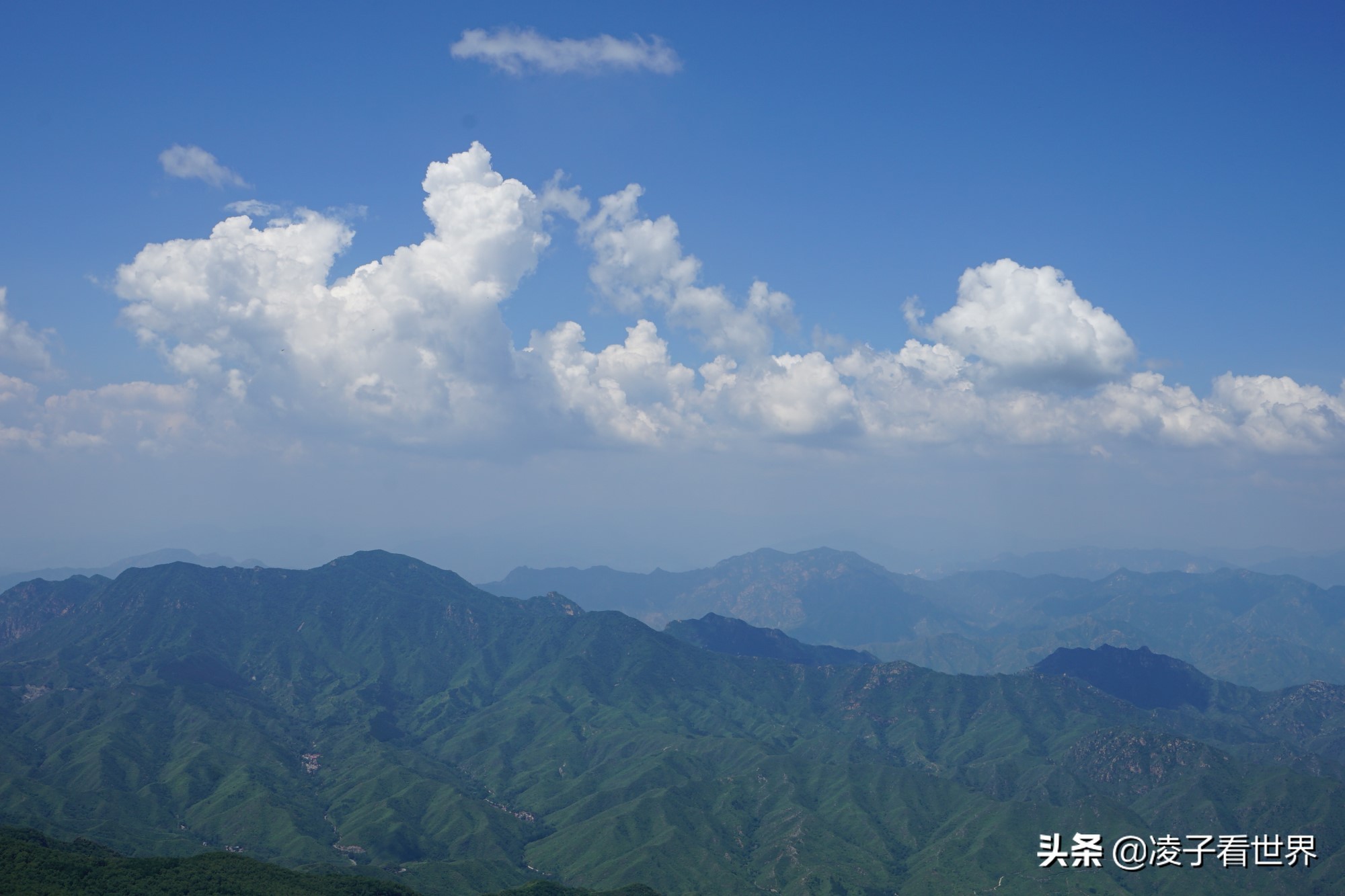 逃离北京40度高温,房山享受22度清凉,看银狐,逛古街吃铁锅炖