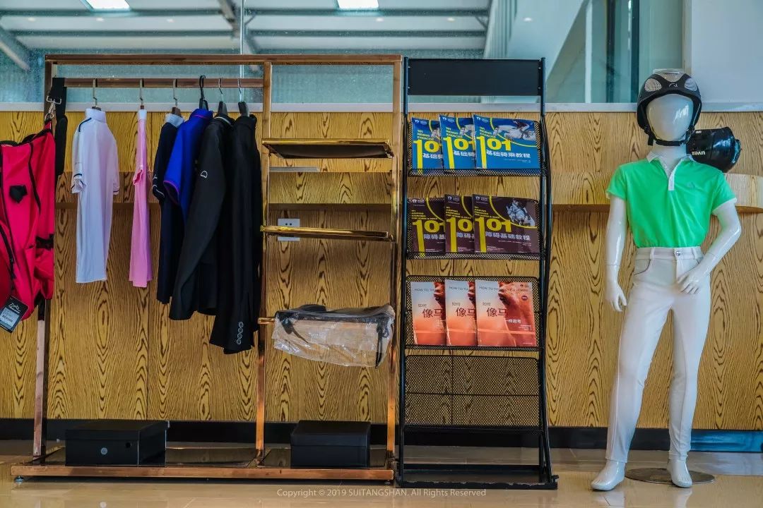 南京汤山哪里可以玩皮划艇,汤山矿坑公园三叠湖皮划艇