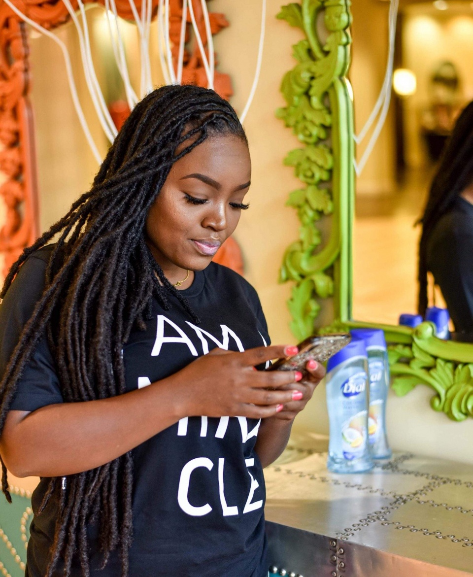 天天洗澡皮肤干怎么办呢,天天洗澡的好坏