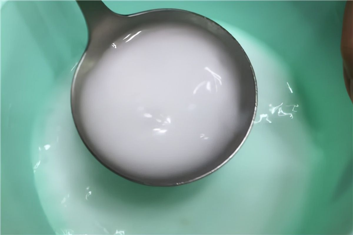 油烟机污垢去除小妙招,油烟机污垢怎么快速去除