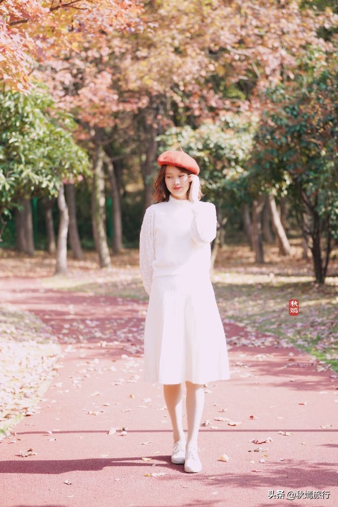 常熟网红枫林秋意盎然，游客络绎不绝，百年老店五道菜肴165元