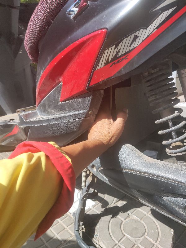 电动车电池什么情况才会爆炸,电动车爆燃的都是什么电池