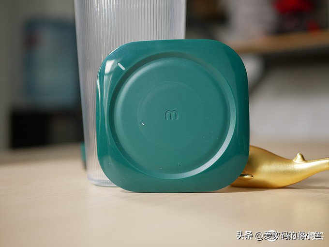 夏天来了做一下冰淇淋,摩飞榨汁机榨甘蔗