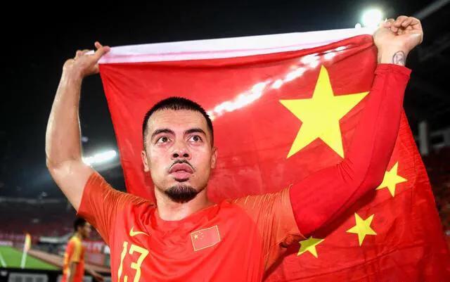 “铁打的营盘流水的兵”中国男足罕见新名单，李铁4大嫡系惹争议