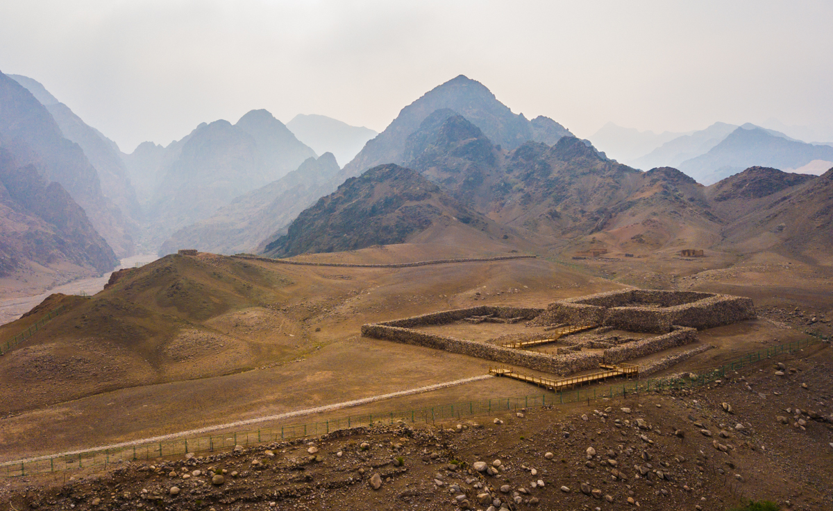 探秘内蒙古阴山,穿越巴彦淖尔探访塞外长城