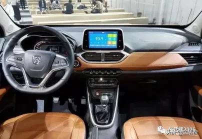 五菱宏光为什么被称为国产神车,五菱宏光为什么被称为神车