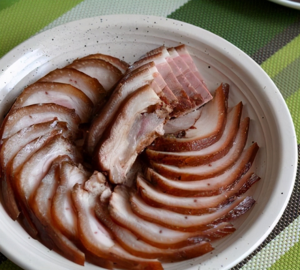 天福号酱肘子好吃吗,天福号酱肘子老汤多少年了