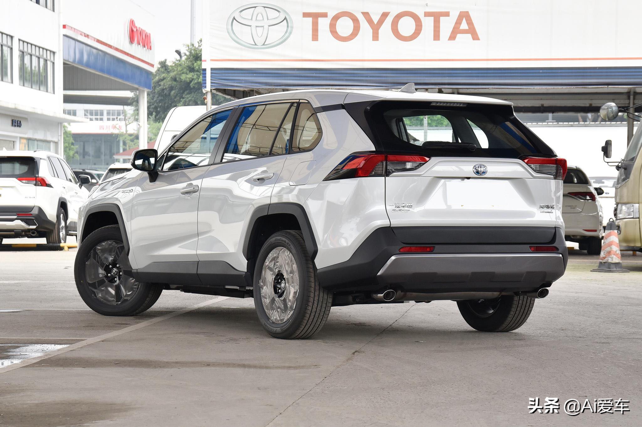 比丰田大的suv,比丰田荣放性价比高的suv