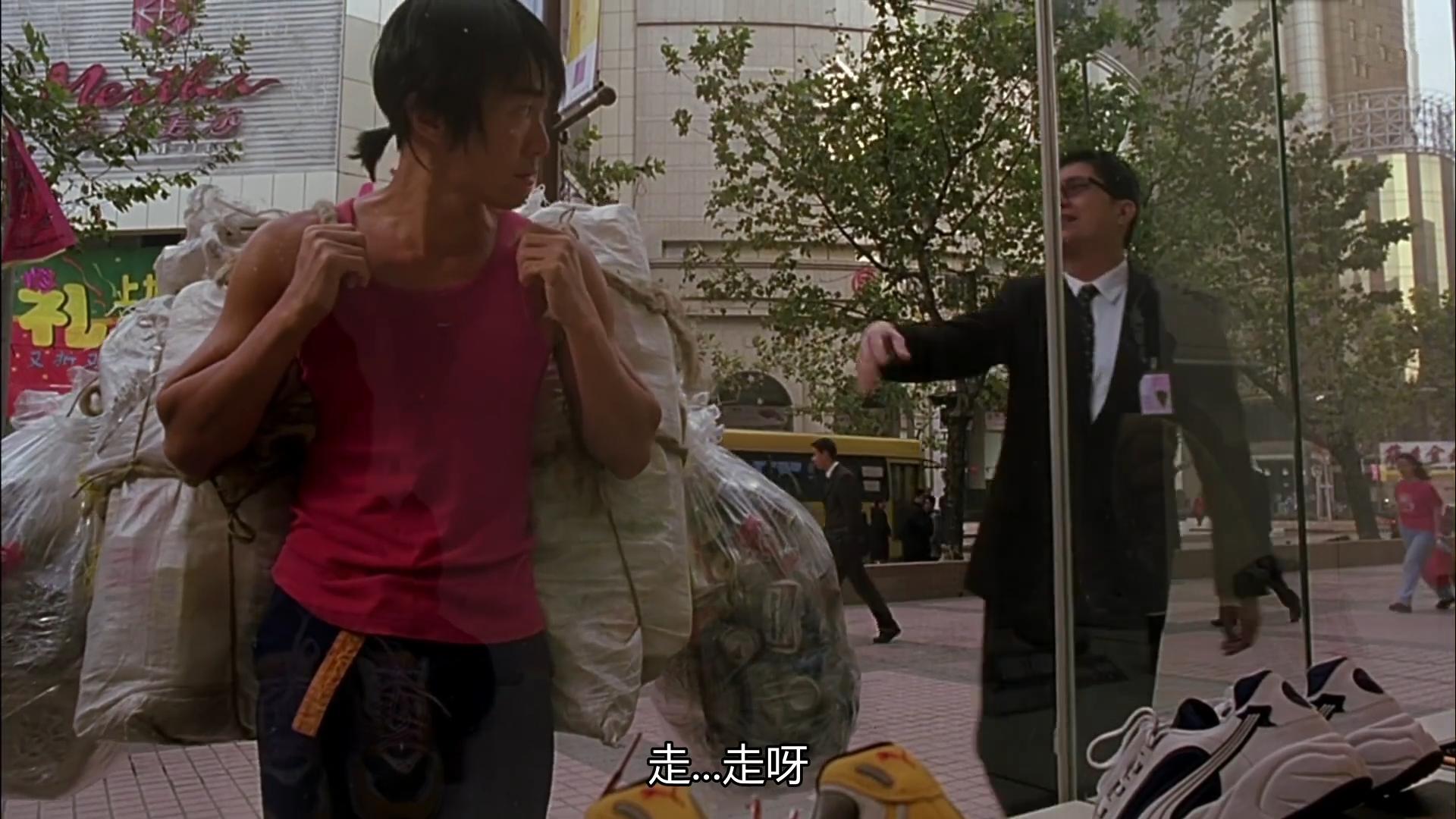 周星驰小人物故事,周星驰凸显小人物喜剧的拍摄手法