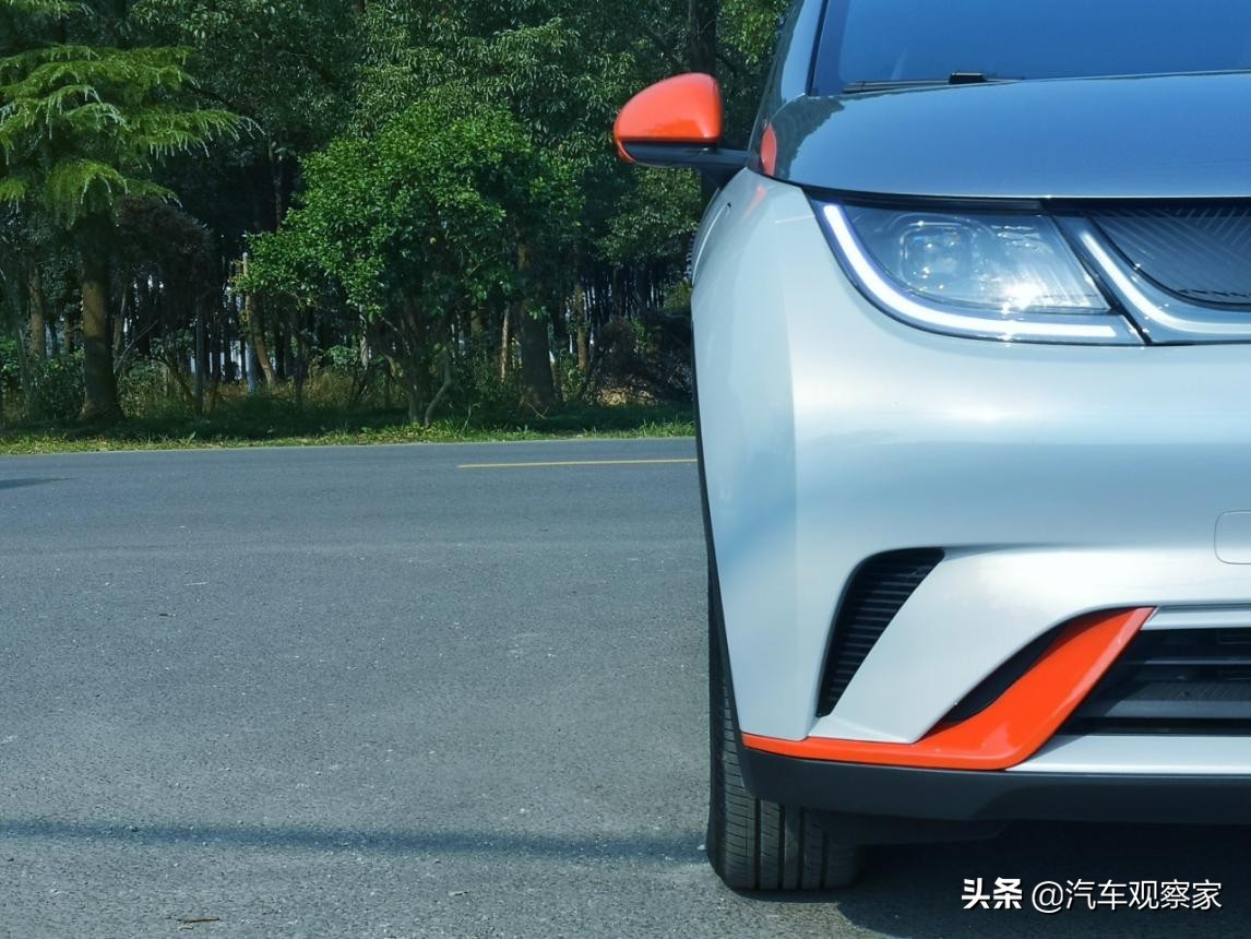 试驾比亚迪海豚50万纪念版pro,十万级纯电新选择试驾比亚迪海豚