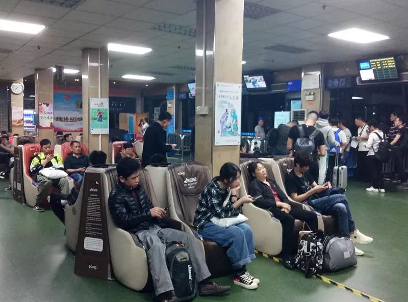 越秀南客运站还在吗,越秀南客运站